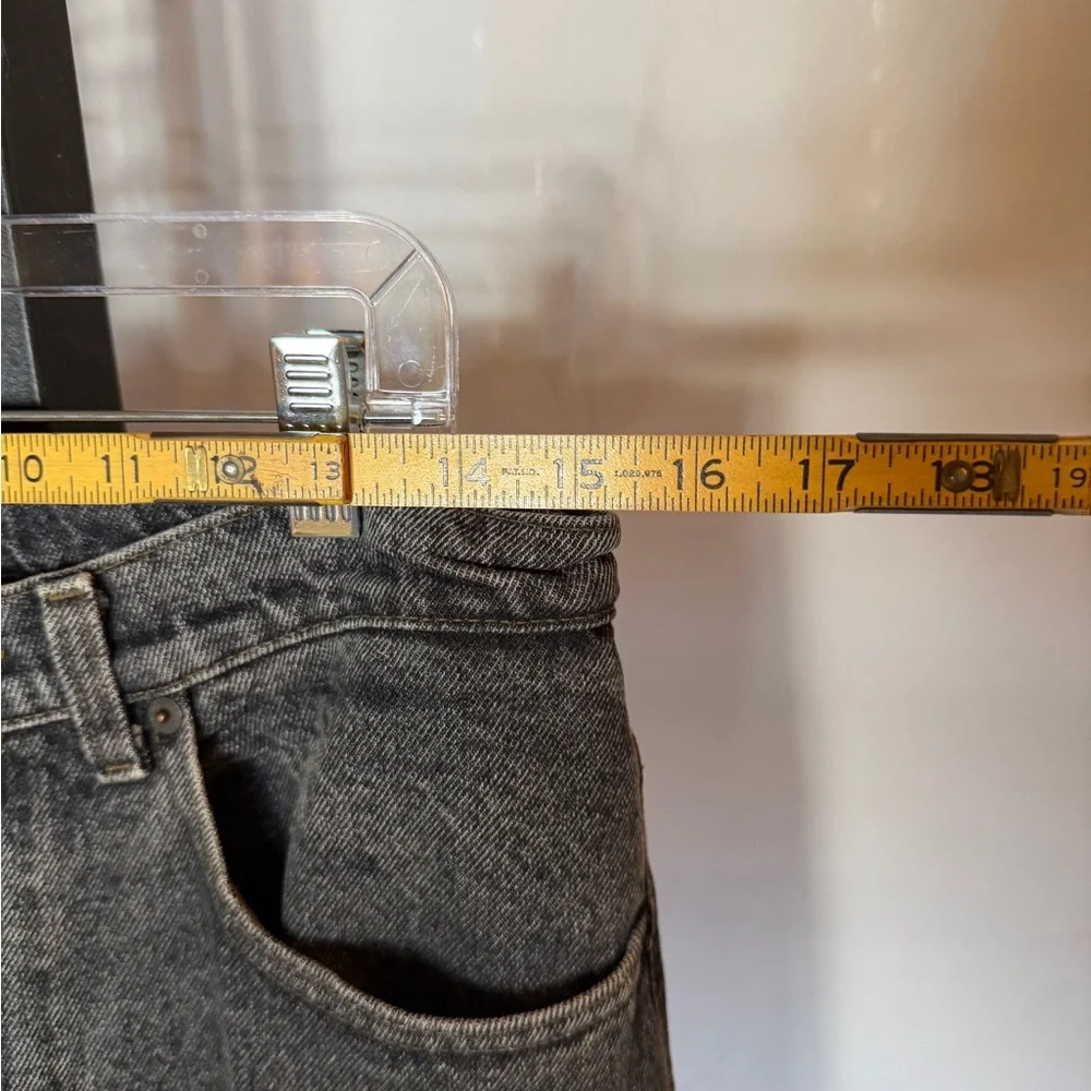 Levi's Men's Dark Gray Relaxed Jeans - Picture 6 of 6